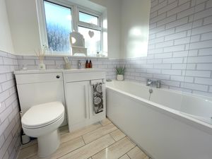 Caroline Close- click for photo gallery